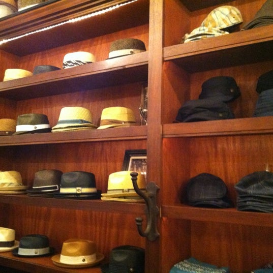 Photo taken at Goorin Bros. Hat Shop by Ne C. on 12/2/2012