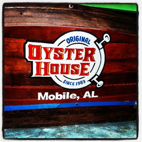Photo taken at Original Oyster House by leigh49137 on 4/28/2013