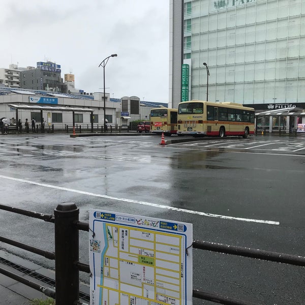 Fotos Em 湘南台駅西口バス停 Ponto De Onibus Em 藤沢