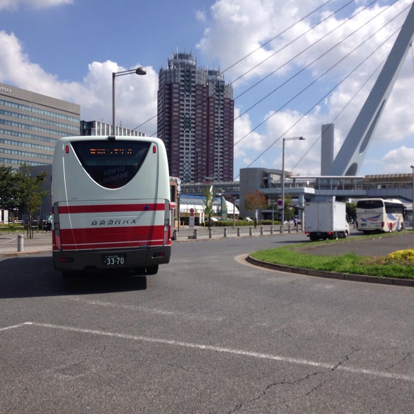 Photos At 東京テレポート駅前バス停 お台場 3 Tips From 1164 Visitors