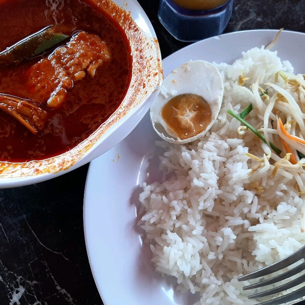 asam pedas pak man bukit katil