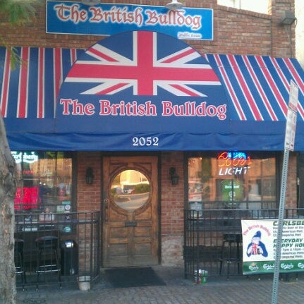 รูปภาพถ่ายที่ British Bulldog โดย Kyle H. เมื่อ 9/22/2012
