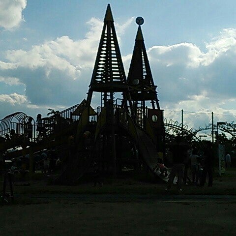 八幡市民スポーツ公園 八幡市民スポーツ公園