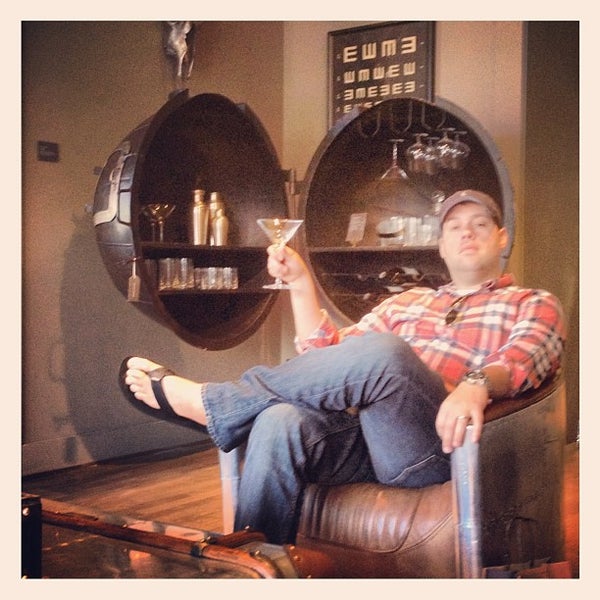 Restoration Hardware (Now Closed) Furniture and Home Store in Kansas City