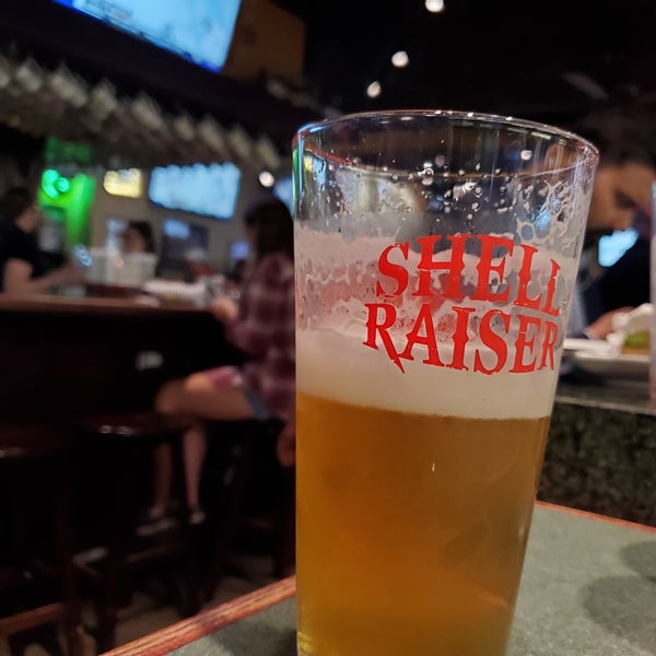 Photo taken at The Greene Turtle Sports Bar &amp; Grille by Dan B. on 4/26/2019