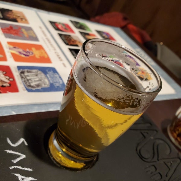 Photo prise au Wasatch Brew Pub par Dan B. le10/18/2019