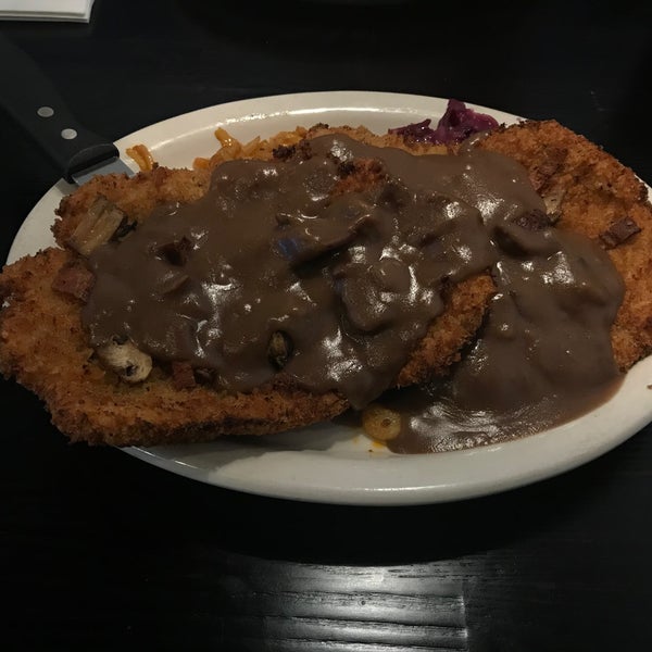 Bee'z Bistro & Pub American Restaurant in Bridgeville