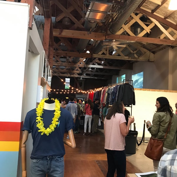 Marine Layer Clothing Store in San Francisco