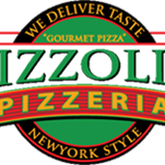 Снимок сделан в Pizzolis Pizzeria пользователем Aigee M. 8/1/2019