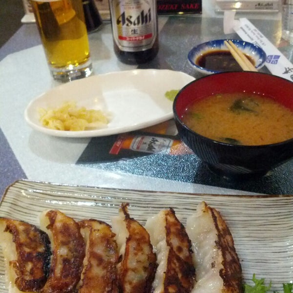 รูปภาพถ่ายที่ Shiki Japanese Restaurant โดย Pascal T. เมื่อ 1/26/2014