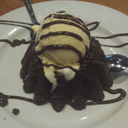 Photo taken at Chili&#39;s Grill &amp; Bar by Patty D. on 8/23/2014