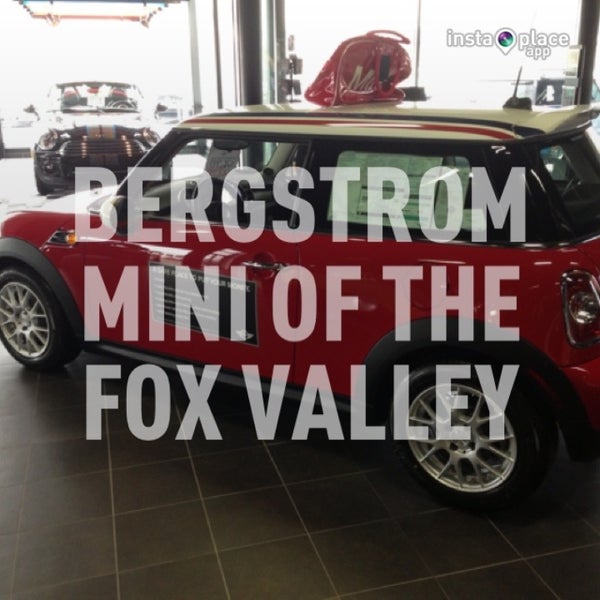 4/19/2013にCraig R.がBergstrom MINI of the Fox Valleyで撮った写真