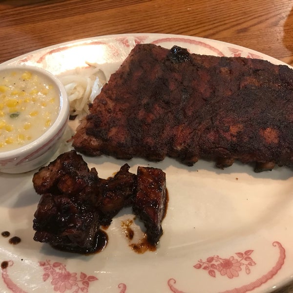 Photo taken at Midwood Smokehouse by Madster on 9/21/2019