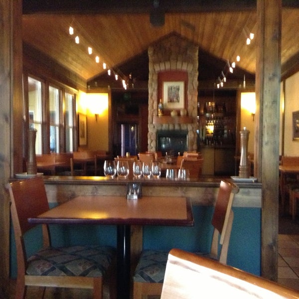 Foto scattata a Applewood Inn, Restaurant and Spa da Kawai M. il 3/9/2013