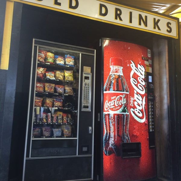 Pick n Pull Oakland'da Oto Servisi'da fotoğraflar