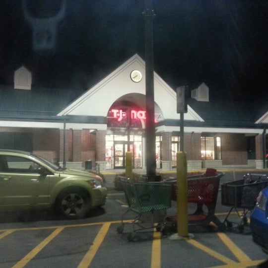 T.J. Maxx Fayetteville'de Büyük Mağaza