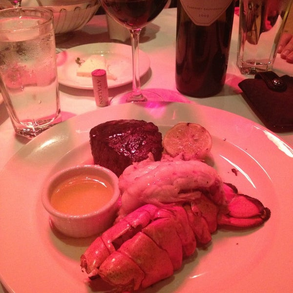 terrific cold seafood platter, whole maine lobster, jumbo