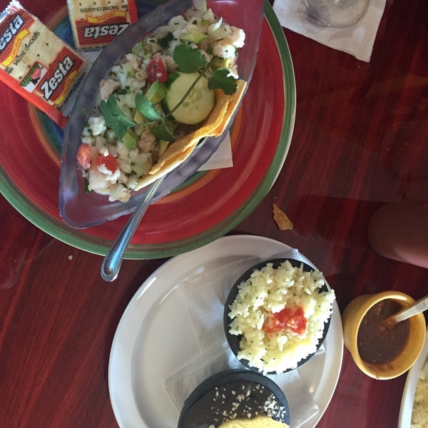 Photo taken at Casa Frida Mexican Grill by Monica🌺Gutierrez R. on 3/8/2015