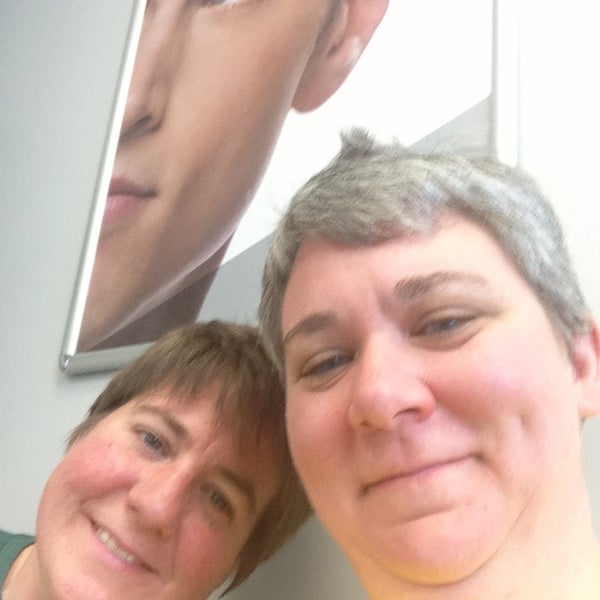 Great Clips Lower Queen Anne 21 W Mercer St