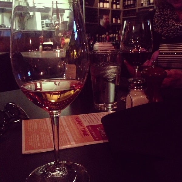 Photo taken at Louie&#39;s Wine Dive by Ali H. on 2/27/2014