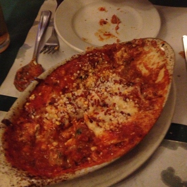 Photo taken at Volare Italian Restaurant by Tessa M. on 9/19/2013