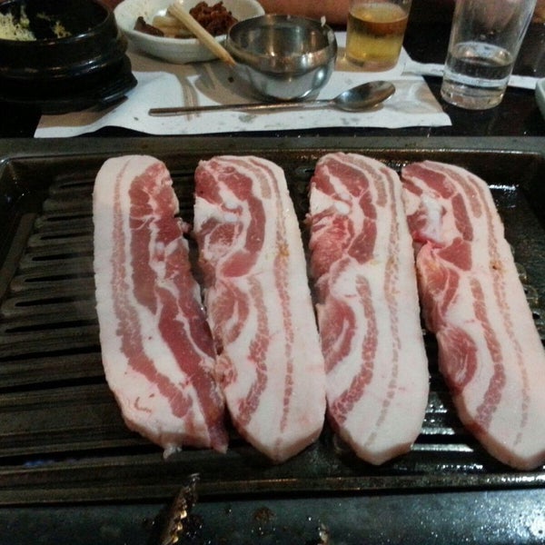 Foto diambil di O Dae San Korean BBQ oleh Mucho C. pada 10/31/2014