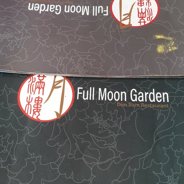 Foto tirada no(a) Full Moon Garden por Jonnie O. em 8/11/2019