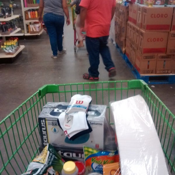 HEB Saltillo La Nogalera Tienda de comestibles en Saltillo