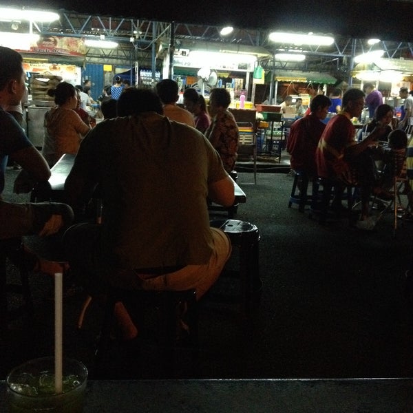 Chali Cape Food Corner Sudut Selara Tanjung Chali 海頭街 Food Truck In Alor Star