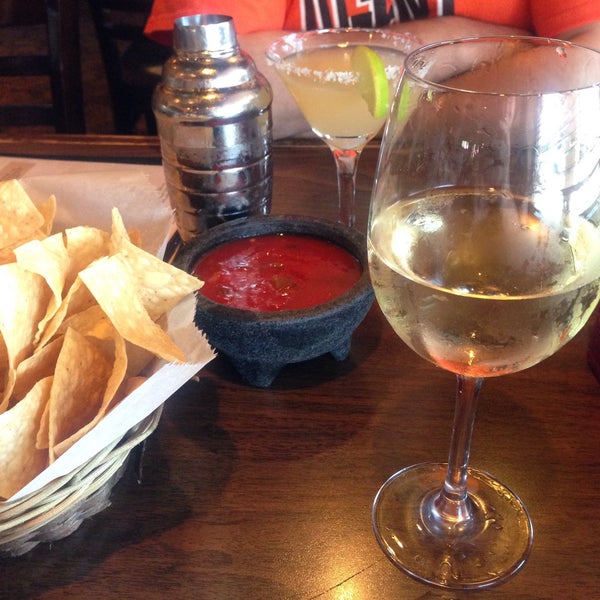 Photo taken at Ol&#39; Mexico Restaurante &amp; Cantina by Tonya D. on 7/18/2015