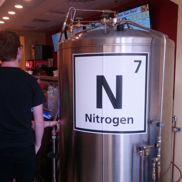 Foto diambil di Sub Zero Nitrogen Ice Cream oleh Doug V. pada 9/2/2013
