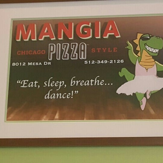 รูปภาพถ่ายที่ Mangia Pizza โดย Doug V. เมื่อ 5/5/2016