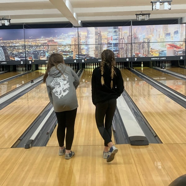 Emerald Lanes Bowling Alley in Eugene