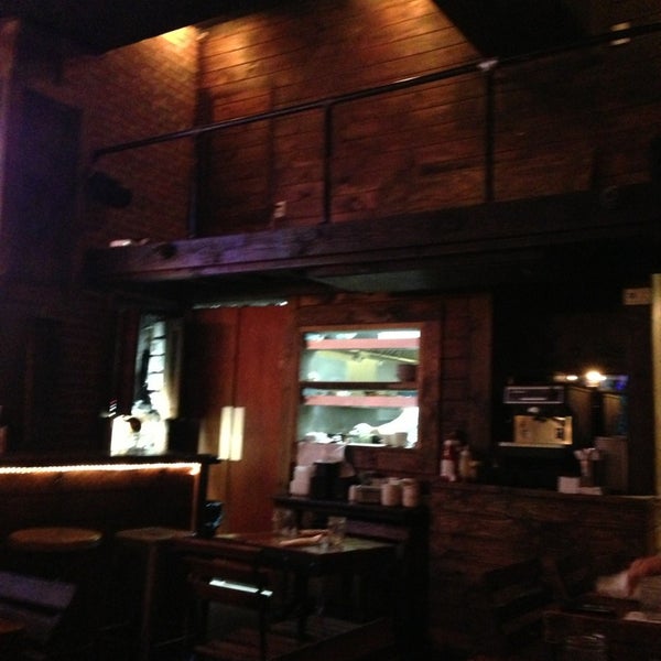 7/14/2013에 Jennifer님이 Solace Bar &amp; Grill에서 찍은 사진
