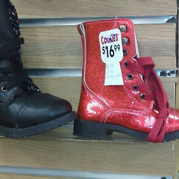 Cookie's Dept. Stores Children's Clothing Store in Bronx