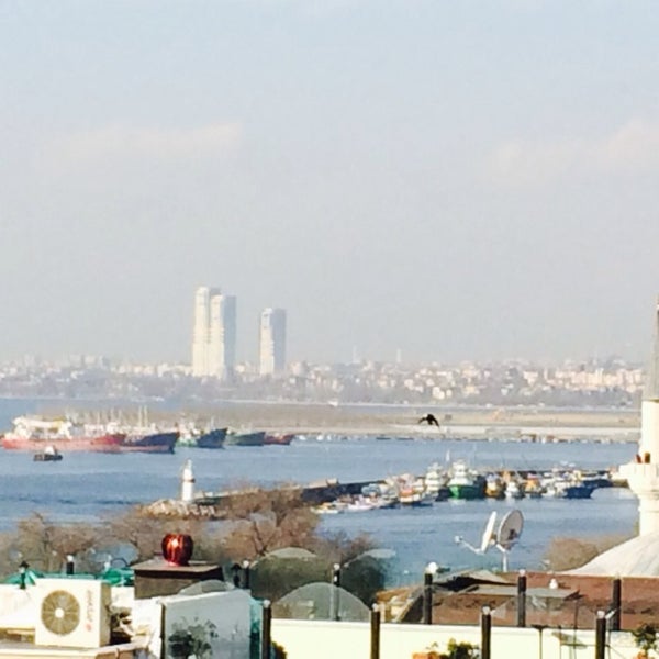 Das Foto wurde bei Asmali Hotel Istanbul - Oldcity Sultanahmet von Жанна Ж. am 2/5/2014 aufgenommen