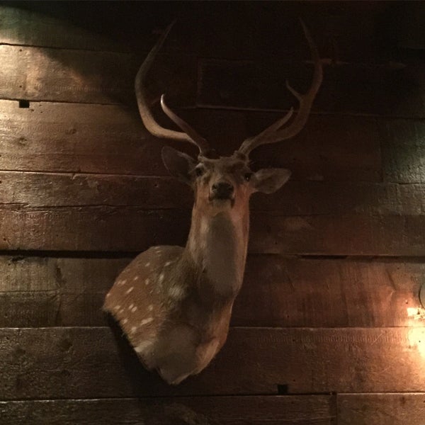 Photo taken at The Stag&#39;s Head by Lollope H. on 9/11/2015