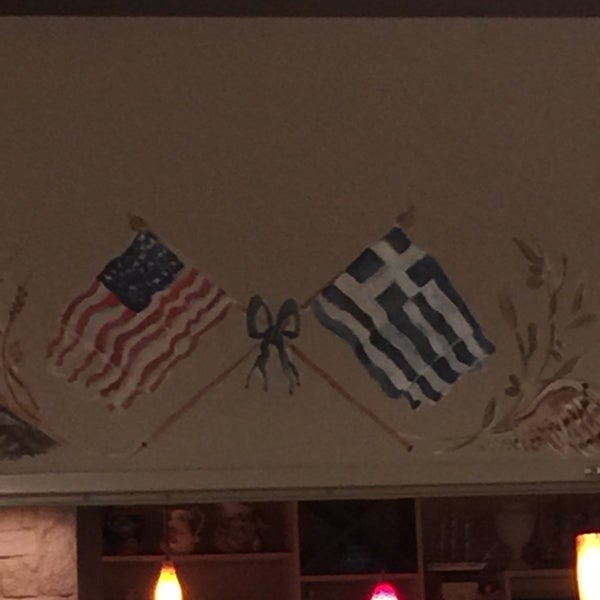 1/4/2015 tarihinde Christian M.ziyaretçi tarafından The Olive Oil Greek Restaurant'de çekilen fotoğraf