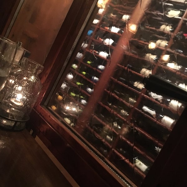 8/25/2018 tarihinde Tom C.ziyaretçi tarafından Cru Restaurant &amp; Wine Bar'de çekilen fotoğraf