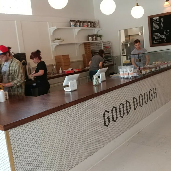 Foto tirada no(a) Good Dough por Jason B. em 6/18/2017