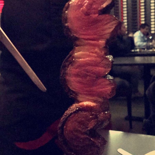 3/3/2017 tarihinde Gabriela S.ziyaretçi tarafından Touro Churrascaria | Brazilian Steakhouse &amp; Wine Bar'de çekilen fotoğraf