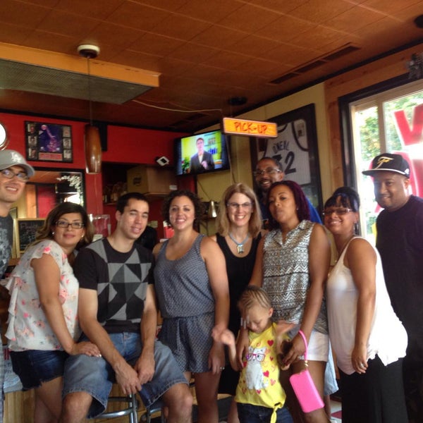 Photo taken at Rudy&#39;s Gourmet Pizza by Harry L. on 7/19/2015