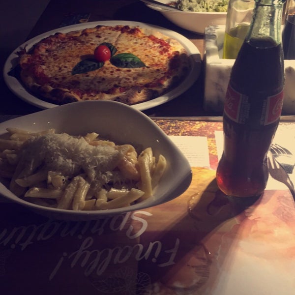 Foto scattata a Vapiano da S A. il 8/28/2017