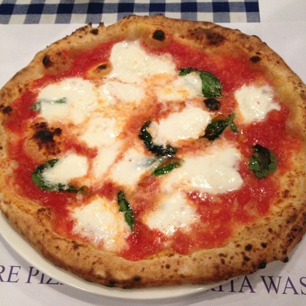 Das Foto wurde bei Cucina Mia Restaurant von Maddalena M. am 8/18/2013 aufgenommen