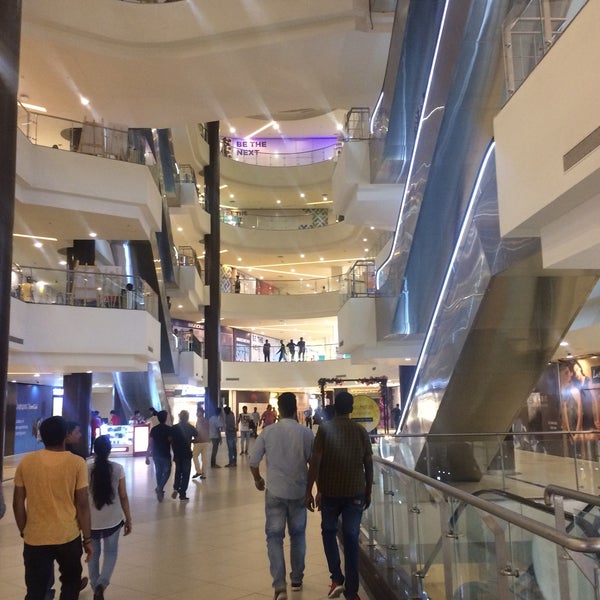 Next gallery. Next gallery