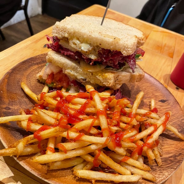 Photos At Burger Kitchen Chatty Chatty 新宿区 東京都