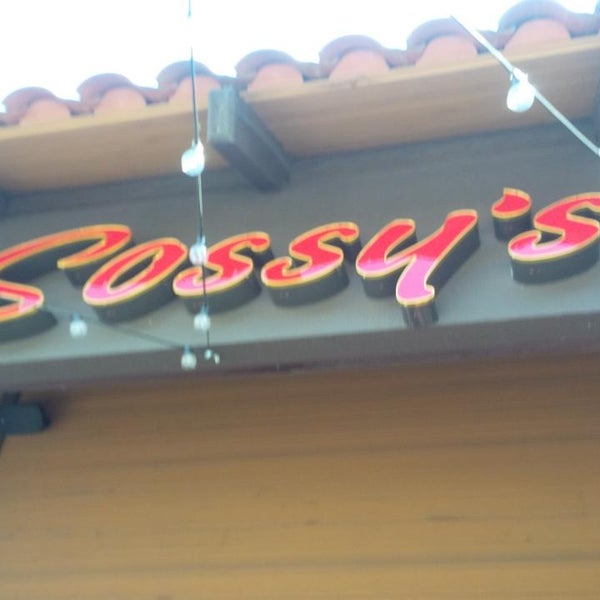 Das Foto wurde bei Sossy&#39;s BBQ Grill von Jesse S. am 2/18/2014 aufgenommen
