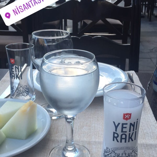 Das Foto wurde bei Yekta von Yıldıray C. am 8/26/2017 aufgenommen