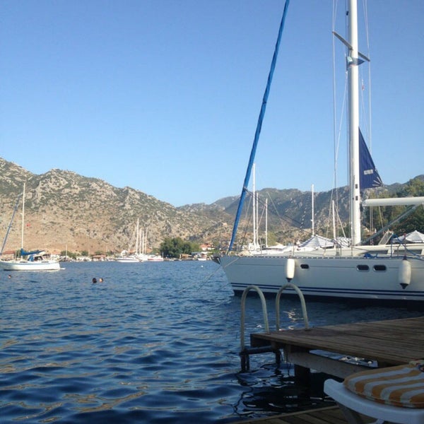 Photo taken at Martı Marina &amp; Yacht Club by SBL_CİNER👠 on 7/9/2021
