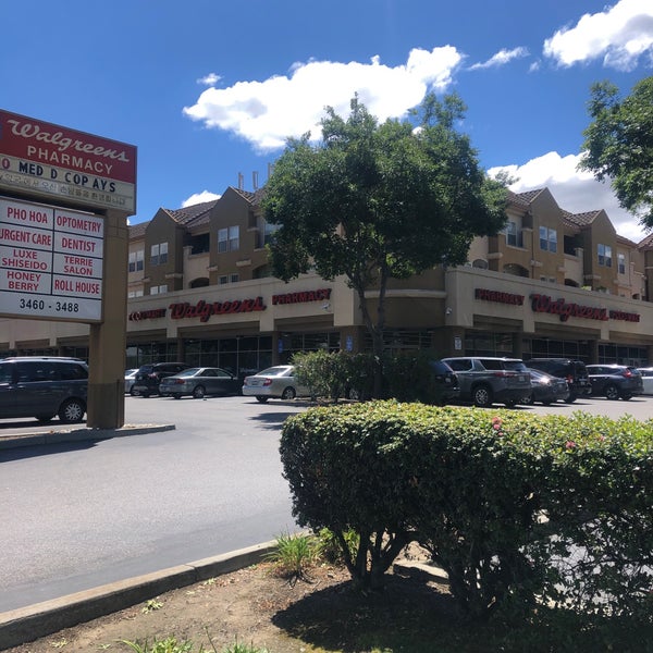 Walgreens 4 tips from 852 visitors